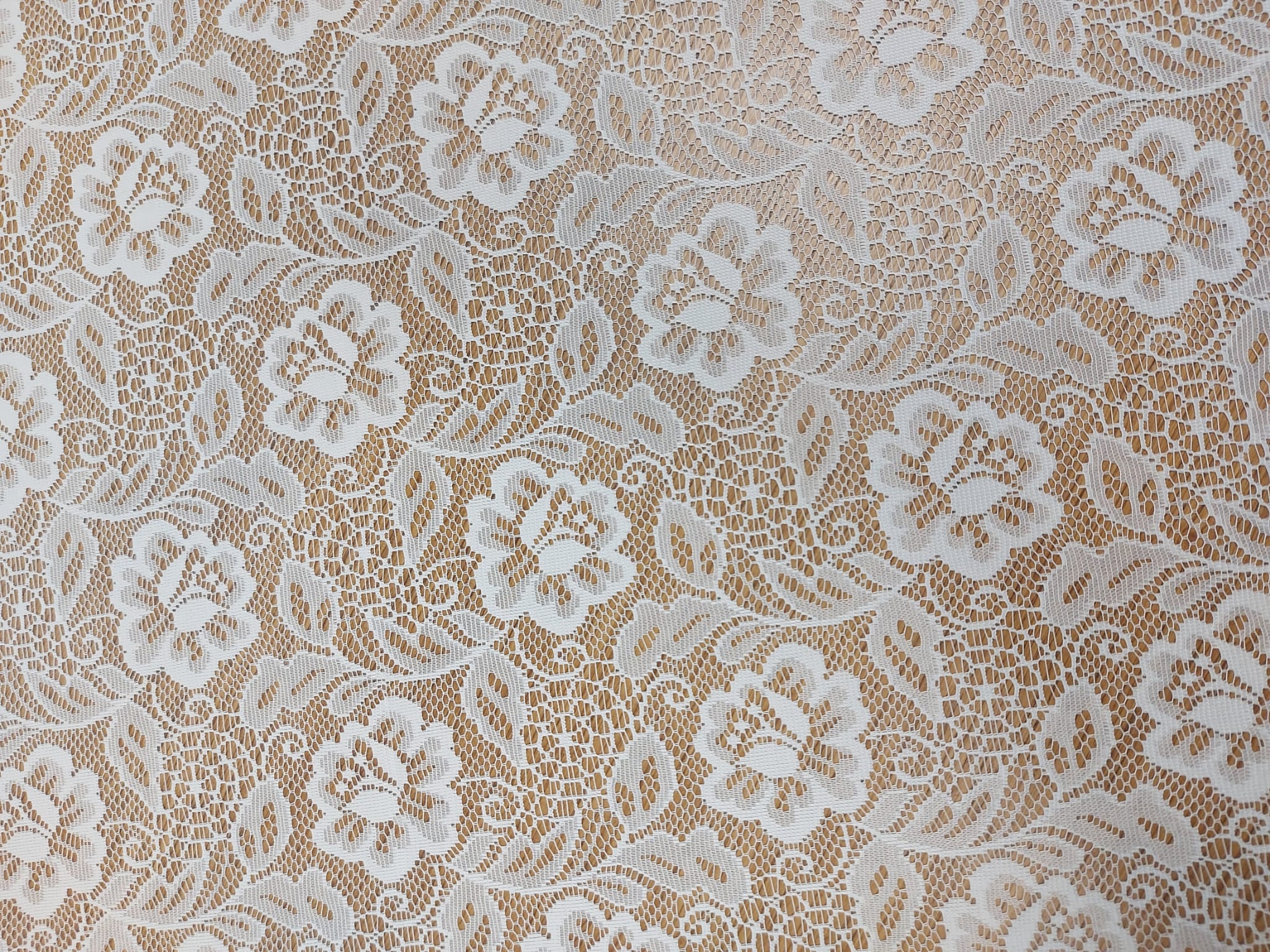 COPRIMACCHIA PIZZO FLOREALE BIANCO OTTICO 230x230cm