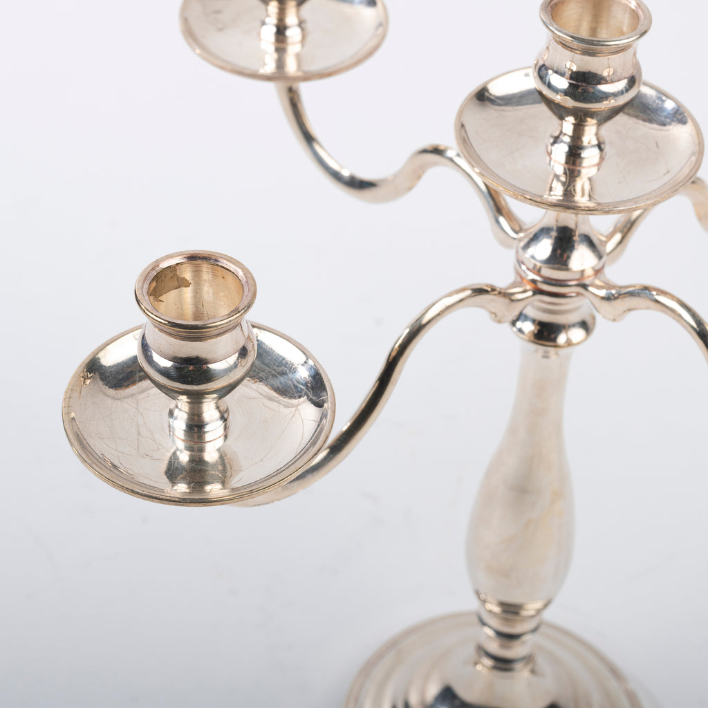 CANDELABRO A CINQUE BRACCIA IN ARGENTO MOD. INGLESE LISCIO h 35cm